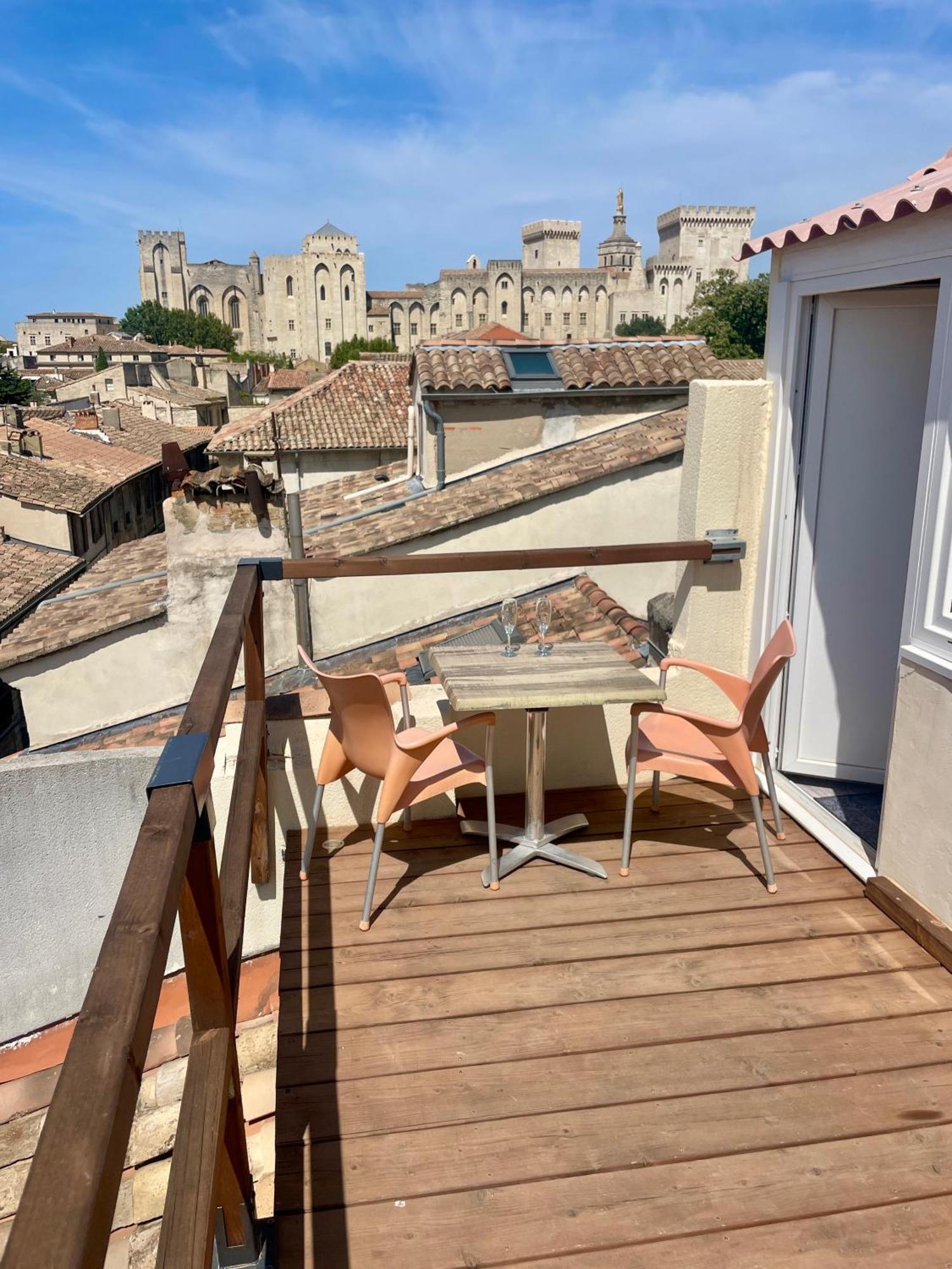 Le Toit D'Avignon - Intra-Muros - Terrasse Vue Palais Des Papes - Ideal Festival - Climatisation - Wifi Exterior photo